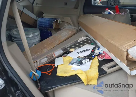 2015 Nissan Rogue Sv z USA, uszkodzony, nr VIN 5N1AT2MT0FC750853